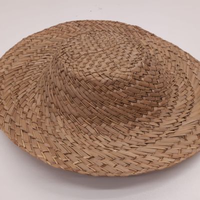 Straw(coarse) capeline