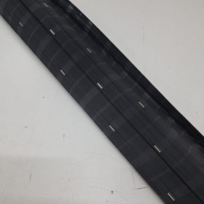 Buntal/jinsin met kraal zwart