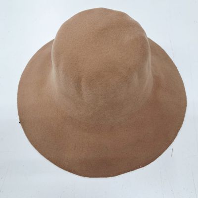 camel wollen capeline